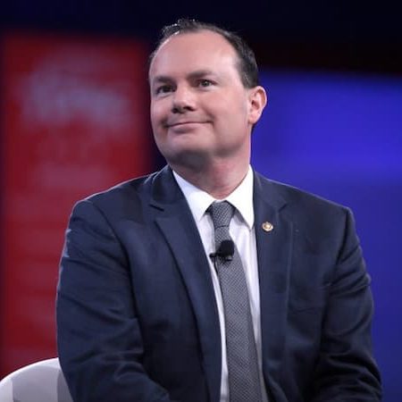 A photo of Mike Lee